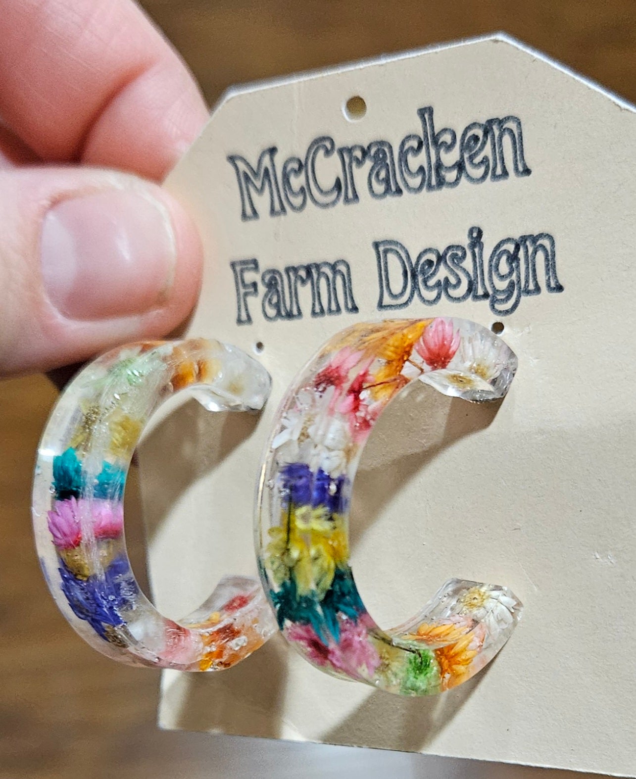 Dried flowers in resin hoops