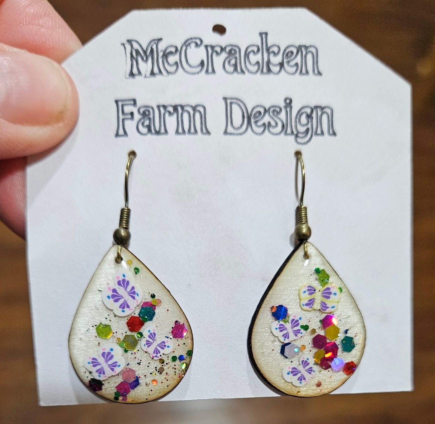 Confetti resin on wood