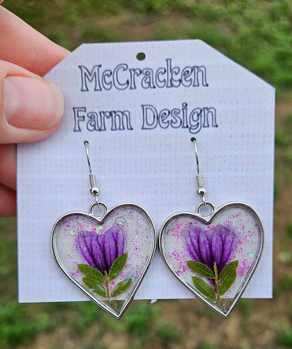 Tulip design pressed flower earrings